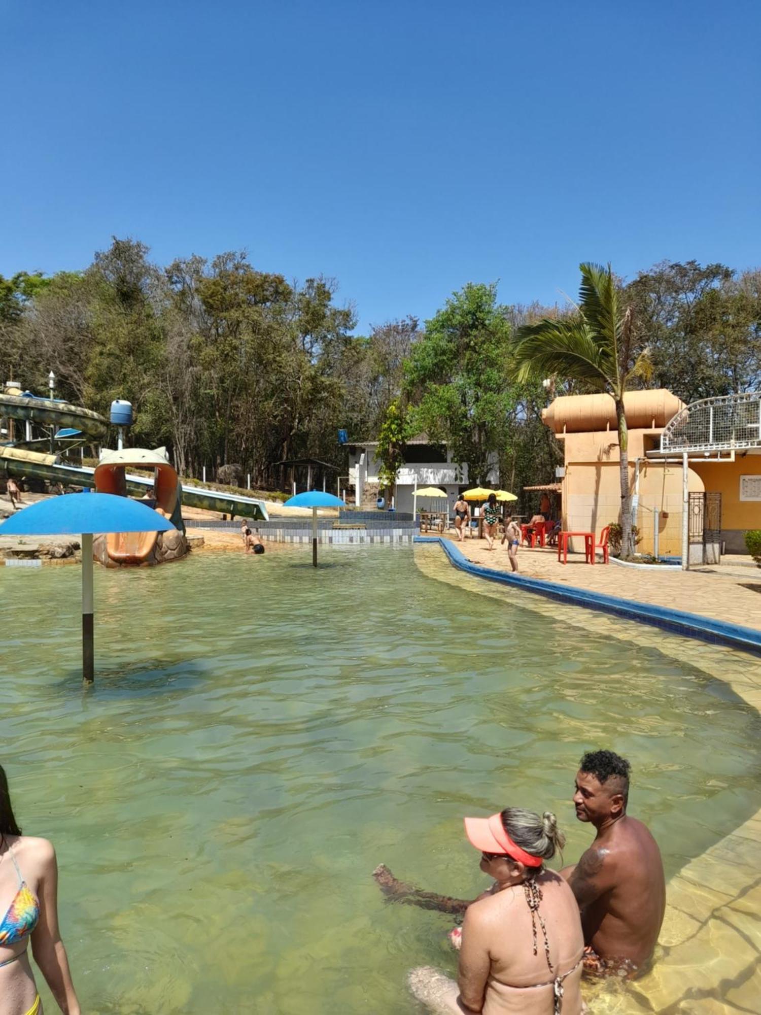 Pousada Balneario Cachoeira Do Moinho Belo Vale Екстериор снимка